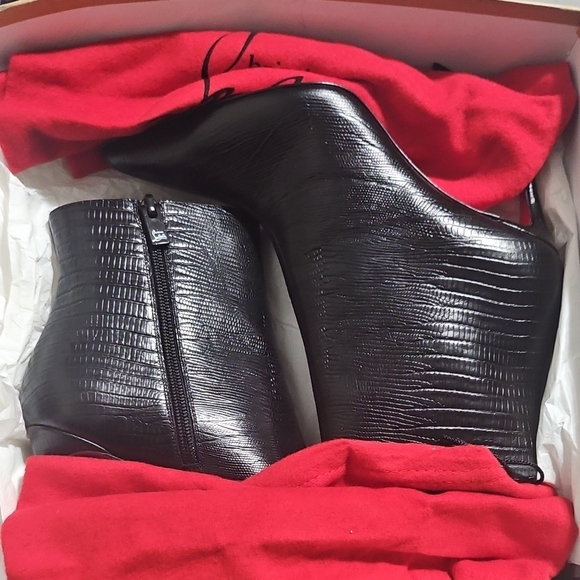 Christian Louboutin Black Heeled Boots with Red Soles - Picture 10 of 10